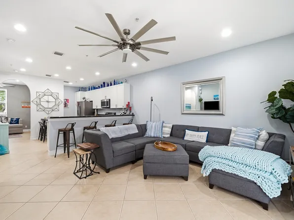 2265 NE 9th Avenue, Wilton Manors, FL 33305