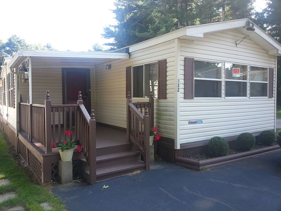 1st image of 132 Anna Robert Cir