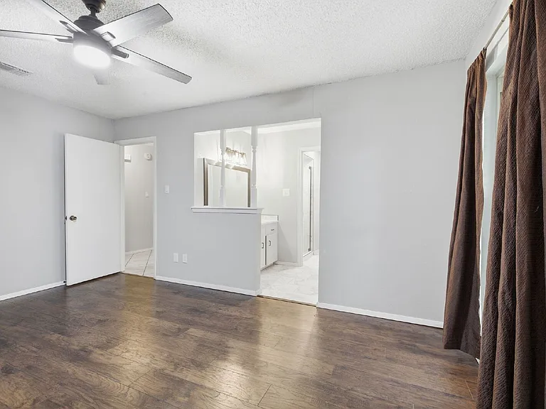 525 Parkview Dr — Photo 22