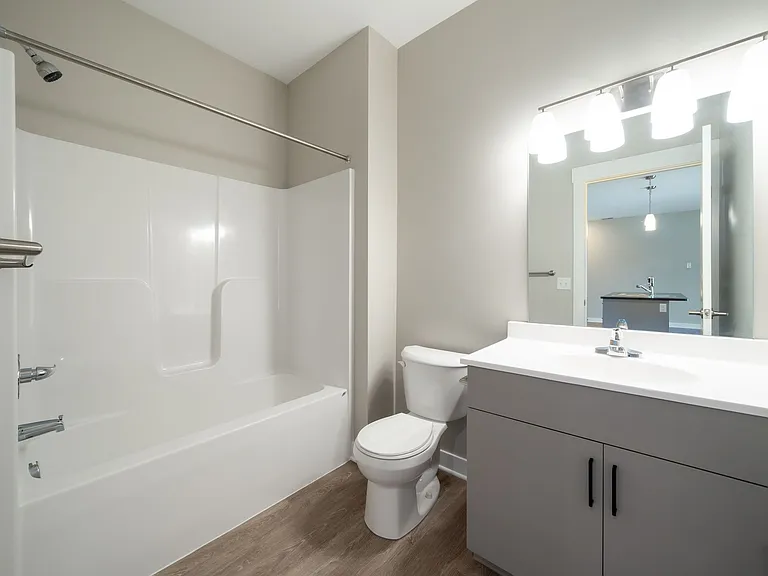 14-web-or-mls-2111-heyboer-dr_12102024