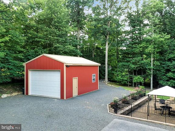 2nd image of 256 Creek Dr