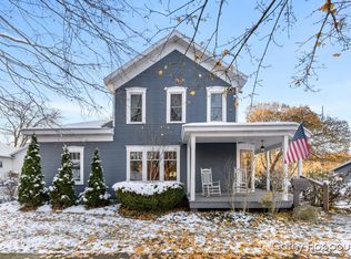 420 Riverside Dr, Portland, MI 48875