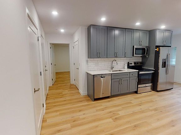 2nd image of 1344-46 N Marston St #101