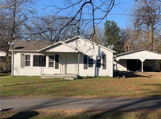 411 NW 3rd St, Spiro, OK 74959