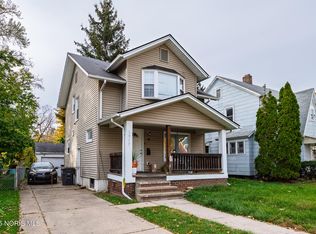 1917 Alvin St, Toledo, OH 43607