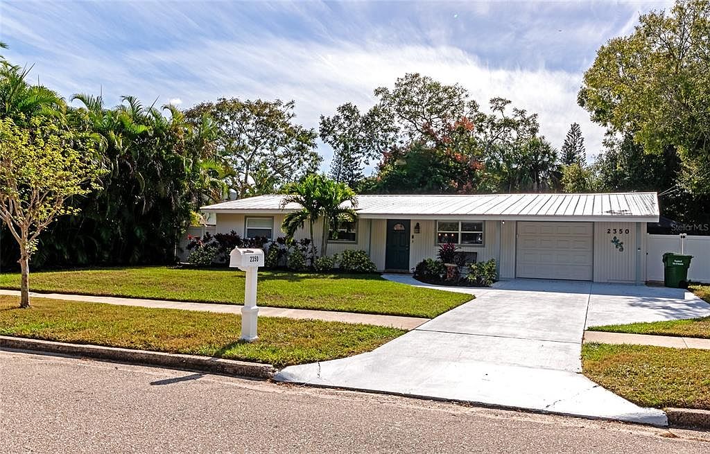 2350 Hyde Park St, Sarasota, FL 34239 Zillow
