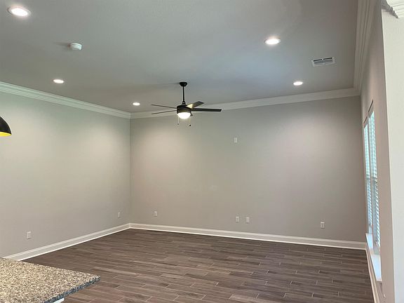 2nd image of 413 Rue Evangeline