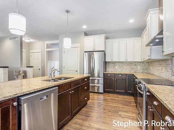 5th image of 7689 Black Cherry Way SE