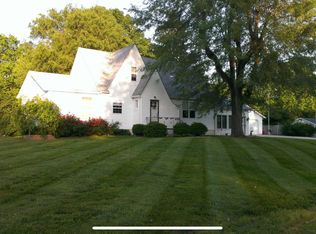 553 Cora Ave, Livingston, IL