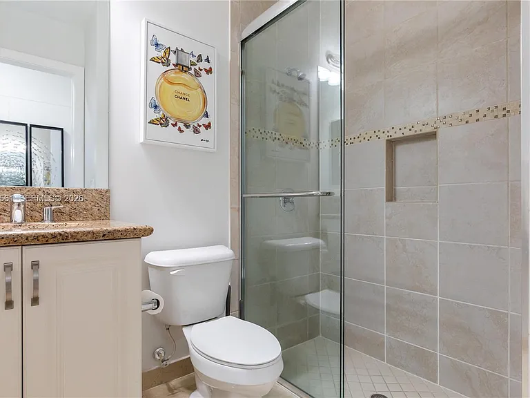 9529 Eden Roc Ct — Photo 46