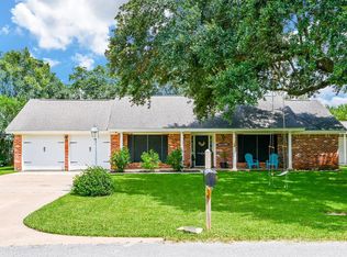 434 Baywood St, Shoreacres, TX 77571