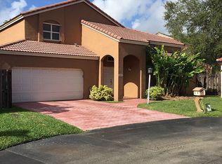 10977 SW 73rd Ter, Miami, FL 33173