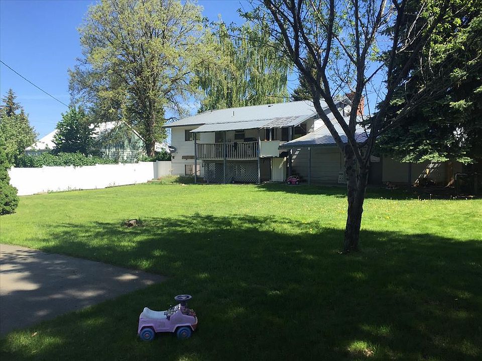 2nd image of 611 Florence Ave