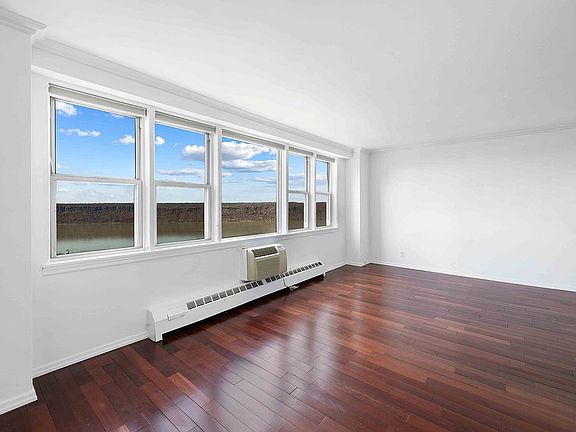 5th image of 5900 Arlington Ave APT 17O