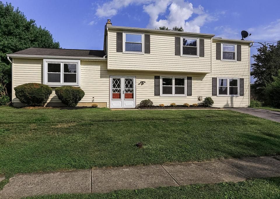 1st image of 5815 Clarkson Dr