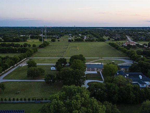 3rd image of 4023 Anns Ln
