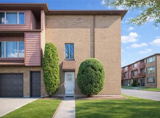 5 Kay Pl, Staten Island, NY 10305