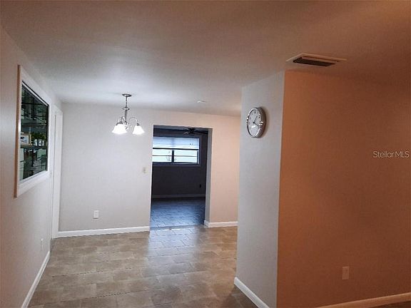 5th image of 3507 Breezewood Dr
