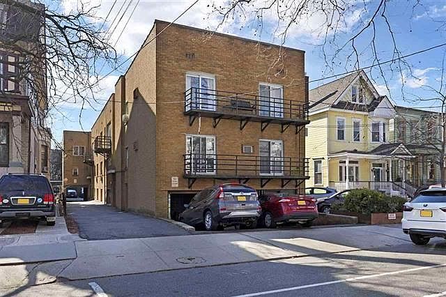 1st image of 77 Sherman Pl APT 1A