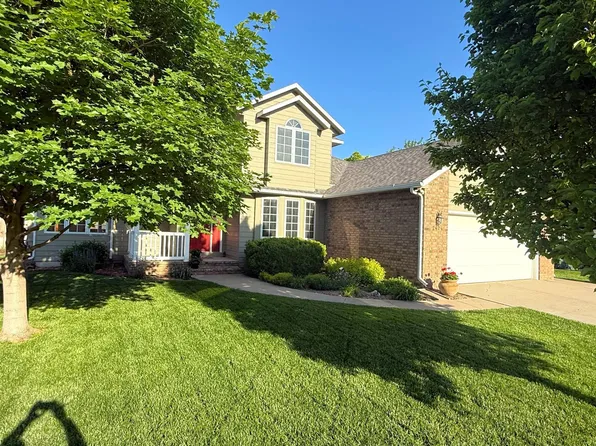 2624 Carolina Dr, Salina, KS 67401