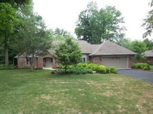 3530 Woodland Point Dr, Martinsville, IN 46151