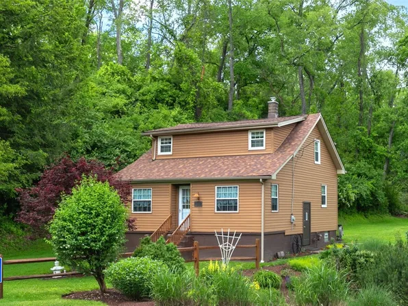 3213 Leechburg Rd, Pittsburgh, PA 15239
