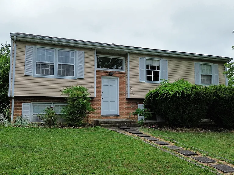 2857 Envoy Dr — Photo 1