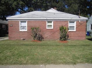 1242 Picadilly St #B, Norfolk, VA 23513