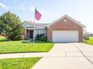 527 Clayton Ct, Harrison, OH 45030