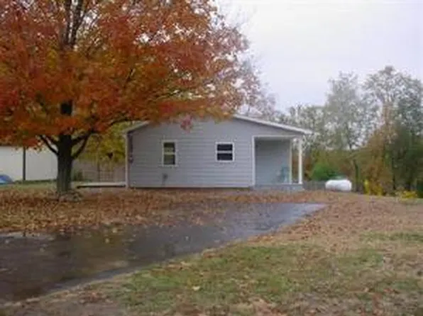 2-3 Roberts Dr #4, Jonesville, MI 49250