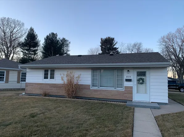 2223 E Grant St, Springfield, IL 62703