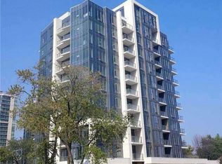 28 Avondale Ave #501, Toronto, ON M2N 0K2