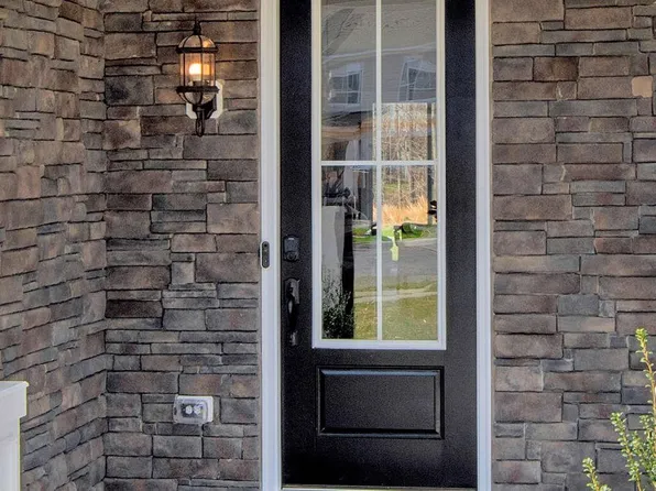 1760 Flora Ln, Charlottesville, VA 22911