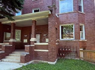 207-209 N Parkside Ave #3E, Chicago, IL 60644