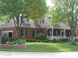 418 Tupelo Dr, Belleville, IL