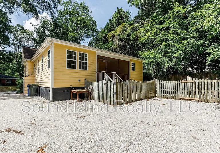 1514 Fairview Rd — Photo 27