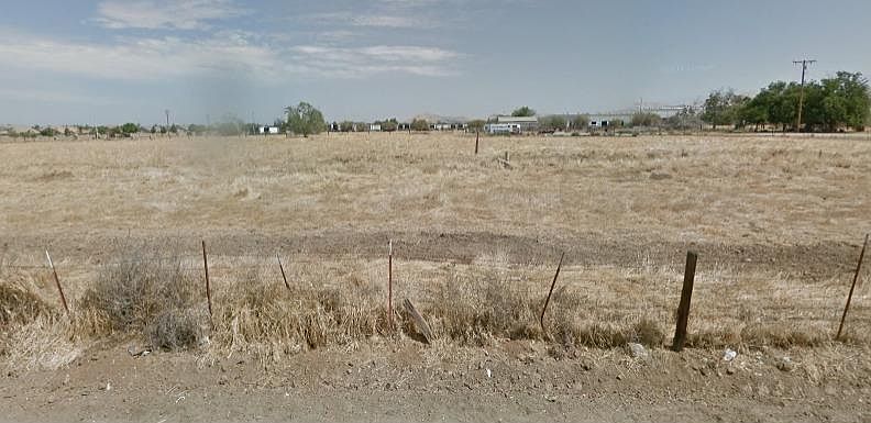 2nd image of 310 W Gibbons Ave