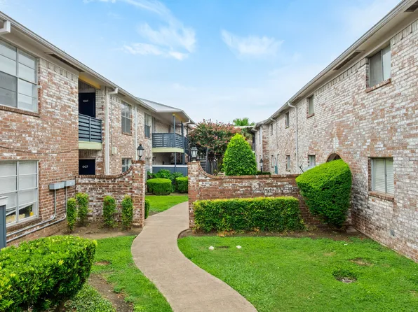 Stratford House Apartments