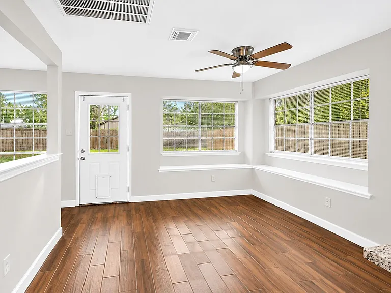 19002 Timber Way Dr — Photo 7