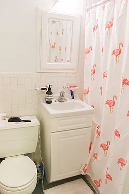 Rented by Ethan Blinder, LREB | media 10