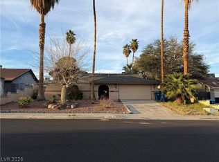 4492 E Rochelle Ave, Las Vegas, NV 89121