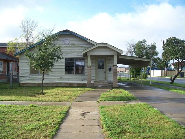 1st image of 402 W Taylor St