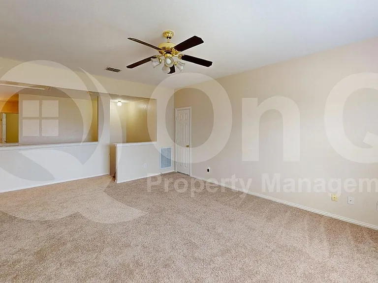 4800 Rum St — Photo 16