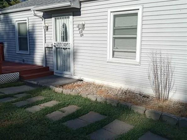 5428 College Ave, Kansas City, MO 64130