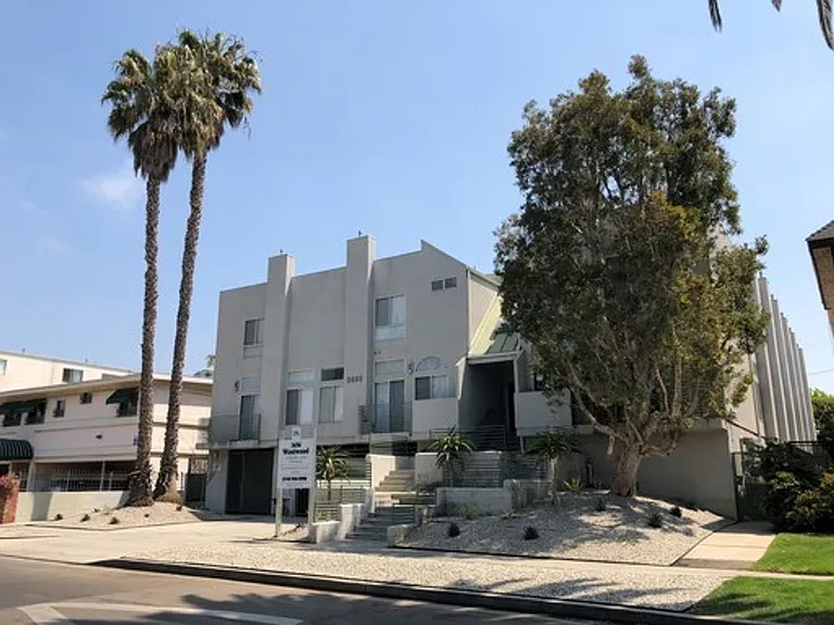 3652-56 Westwood Blvd — Photo 14
