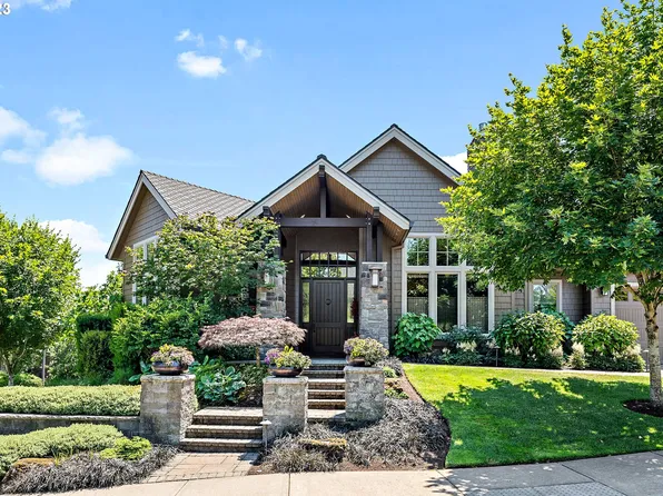 1808 Ridge Pointe Dr, Lake Oswego, OR 97034