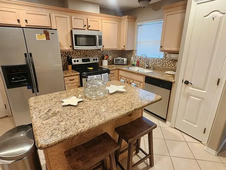 9 Doral Dr — Photo 5