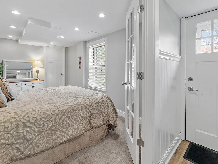 5036 Richmond Dr — Photo 19