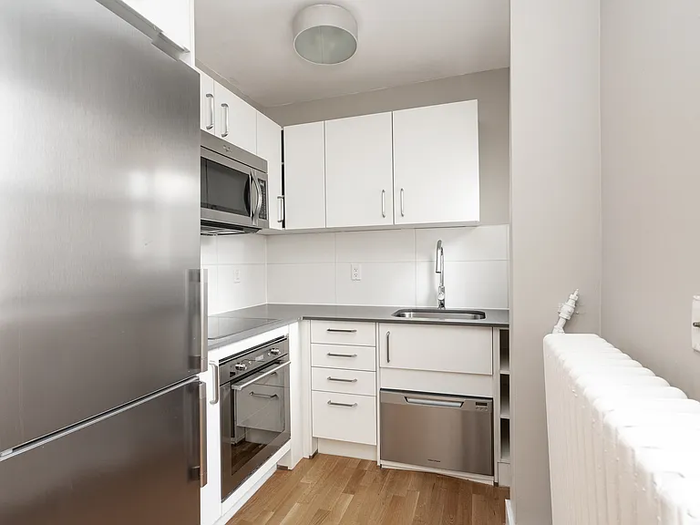 50 Gloucester St #50038A-304 — Photo 1