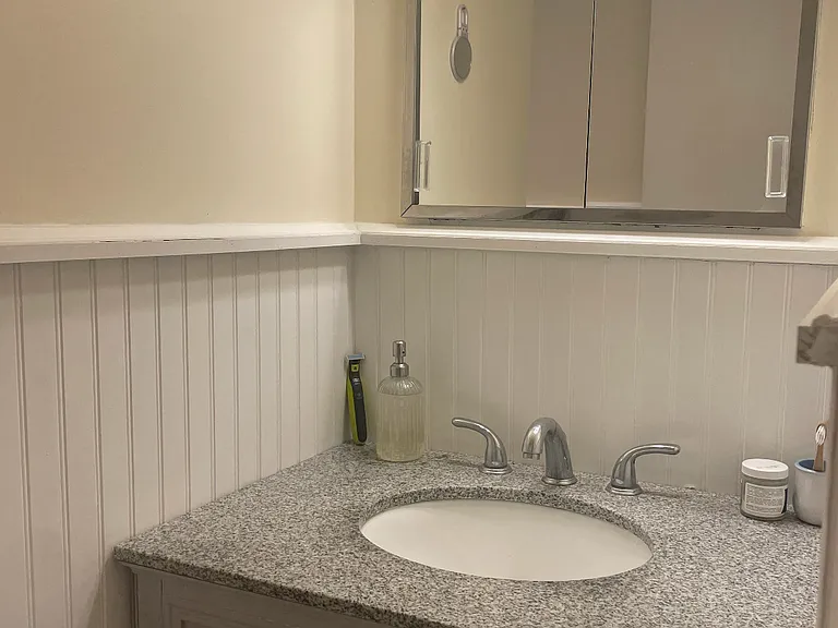 38 Sandra Cir #C1 — Photo 17